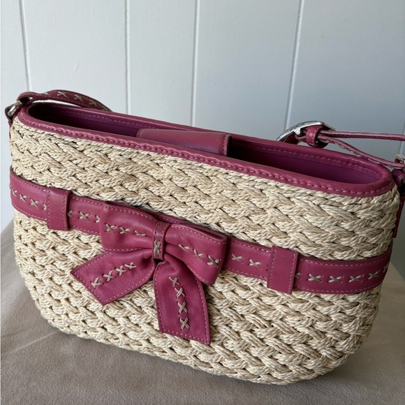 Brighton Pink and Tan Woven Shoulder Bag - Picture 3 of 12